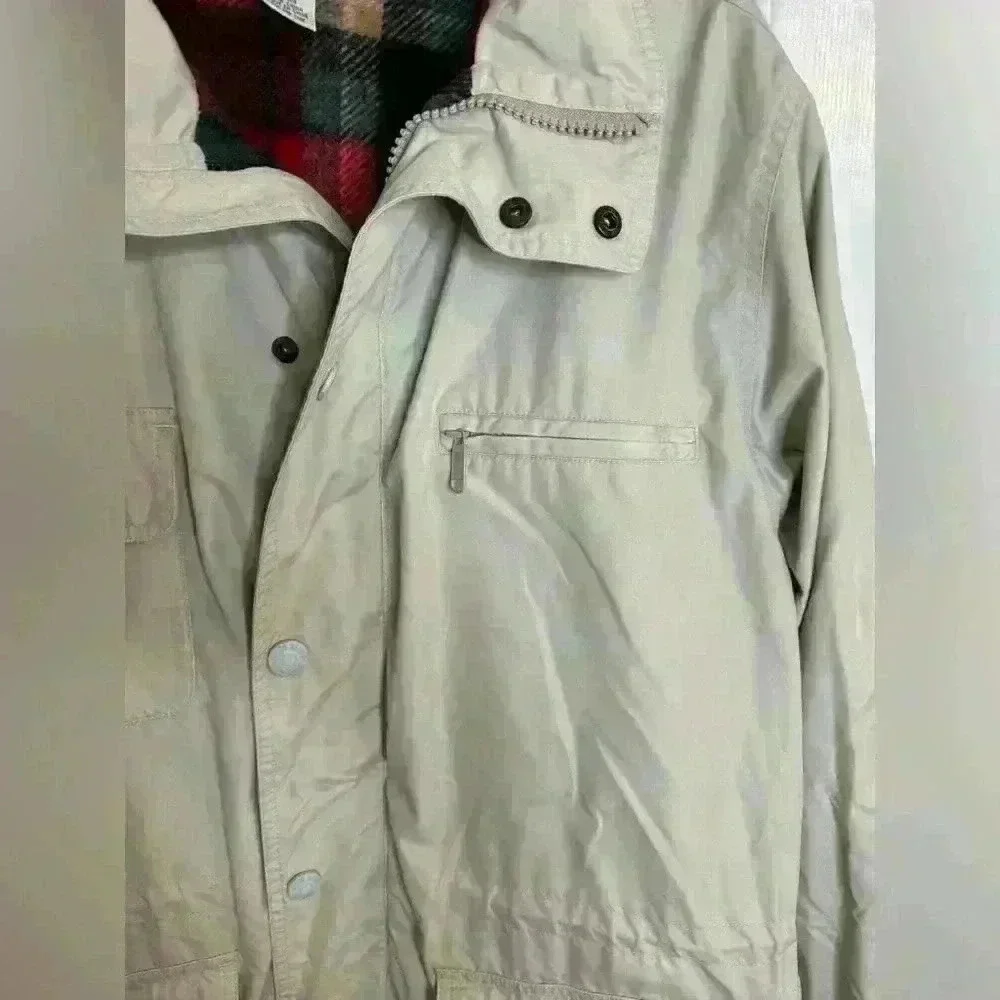 Eddie Bauer Barn jacket size large parka men’s heavyweight cream flannel